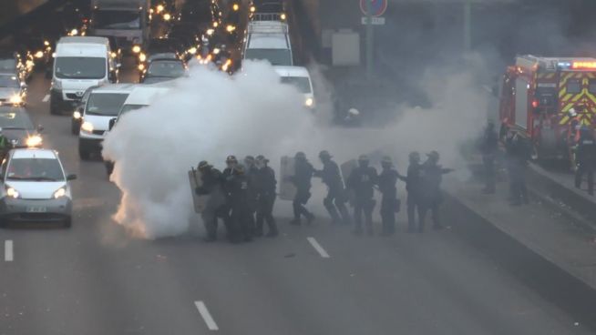 Randale in Paris: Taxifahrer protestieren gegen 'Uber'